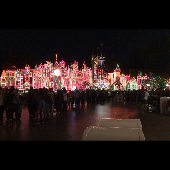 Meet your Posher, Luisa - Picture 1 of 1